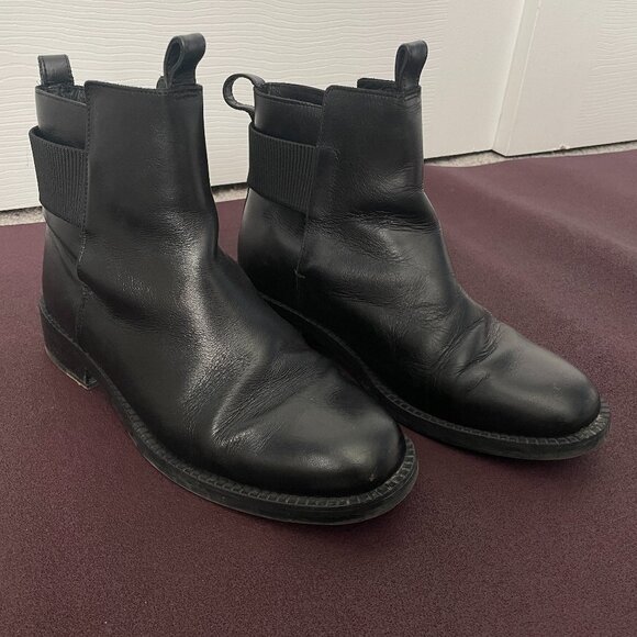 COS Black Leather Chelsea Ankle Boots EU 39 / 8.5 - Picture 1 of 7